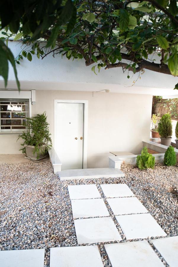 Naiads Nest - The Garden Gem Apartamento Varkiza Exterior foto