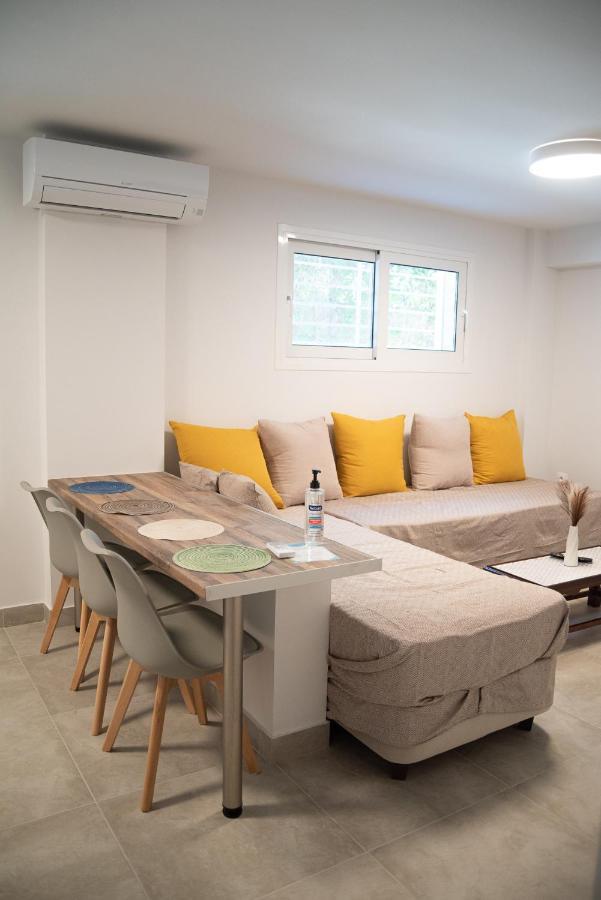 Naiads Nest - The Garden Gem Apartamento Varkiza Exterior foto