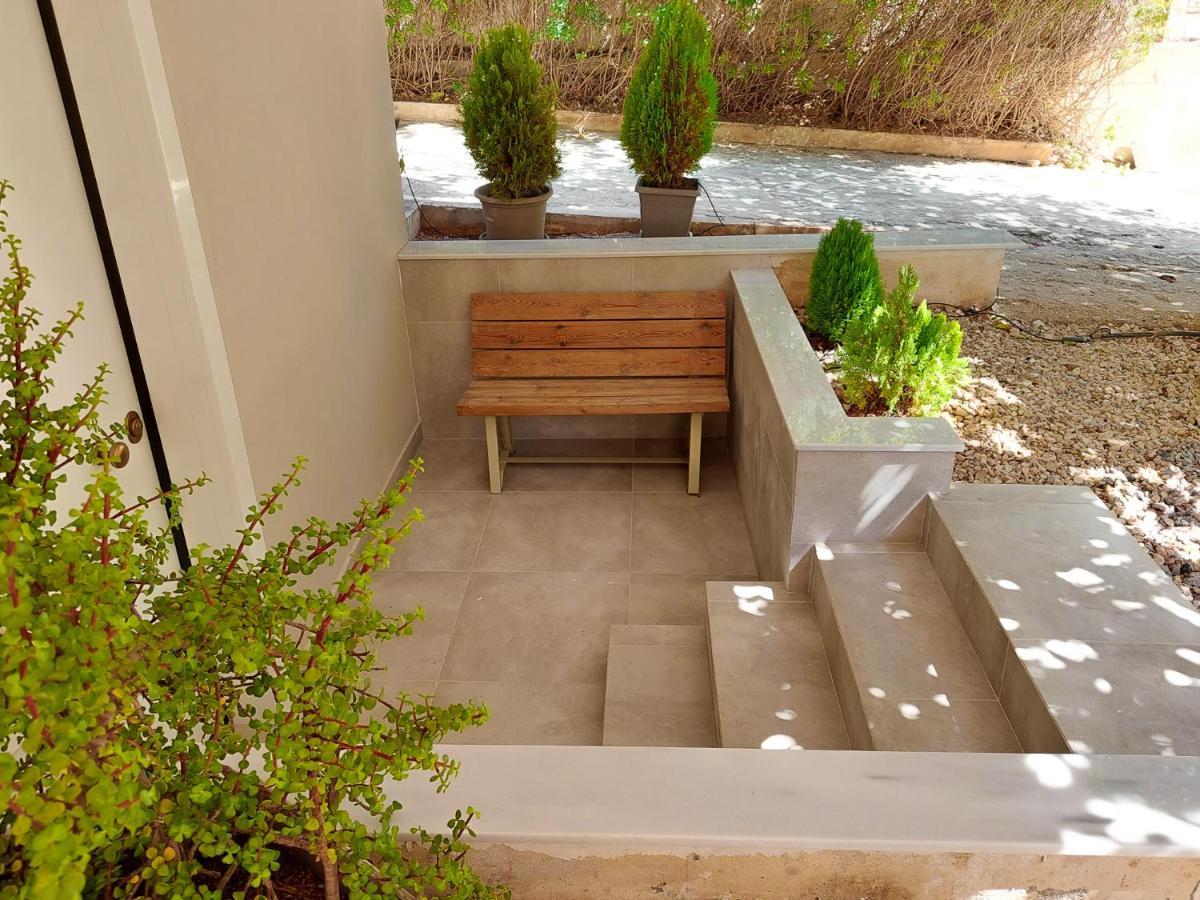 Naiads Nest - The Garden Gem Apartamento Varkiza Exterior foto